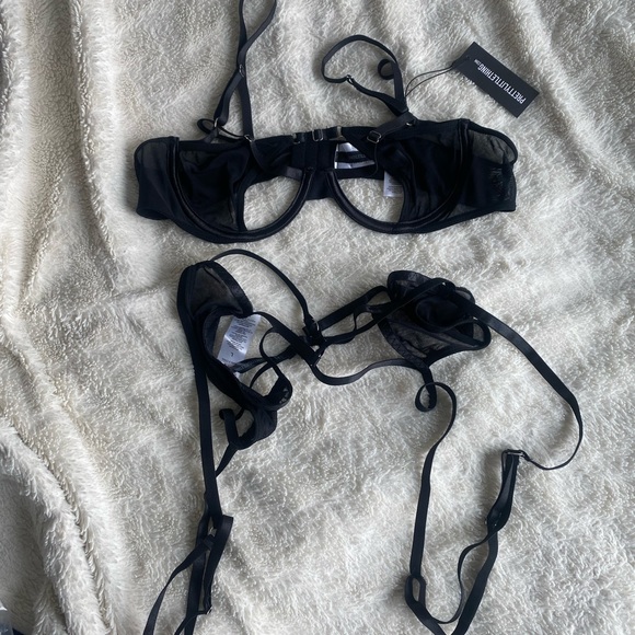 PLT Lingerie Set - Picture 2 of 3